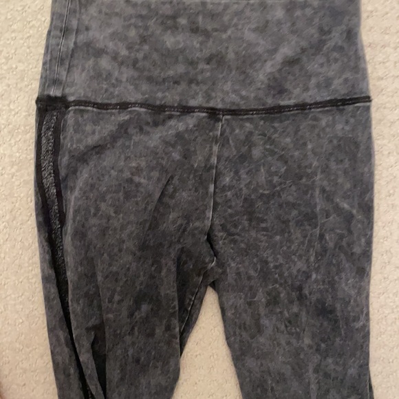 Dark grey leggings with side lace. - Picture 3 of 4